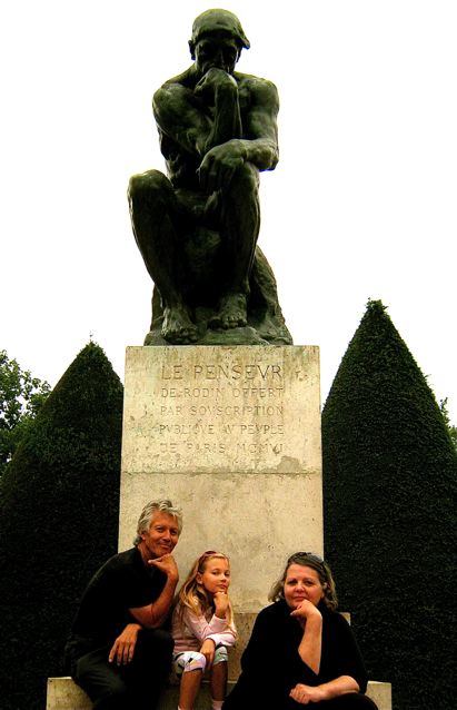 family travel soultravelers3 with Rodin's Thinker family travel soultravelers3 with Rodin's Thinker
