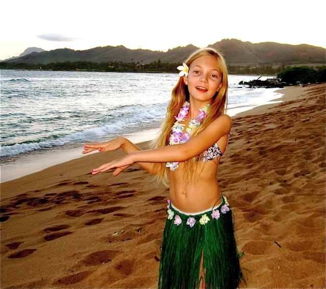 family travel hawaii girl in hula costume family travel hawaii girl in hula costume