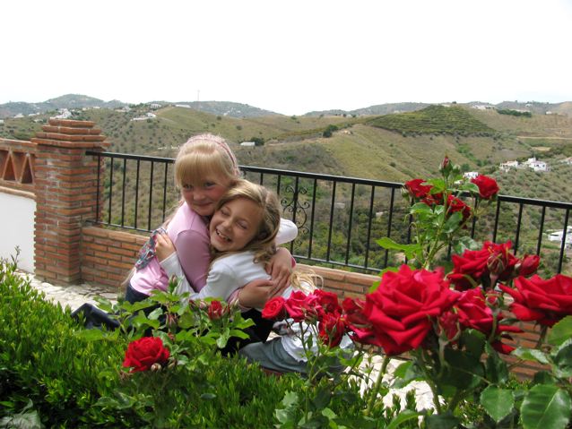 Can Globe Trotting Location Independent Kids Have Friends?