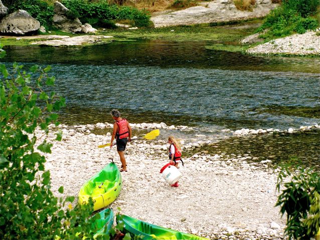 Pont du Gard park Provence France canoeing family travel Pont du Gard park Provence France canoeing family travel