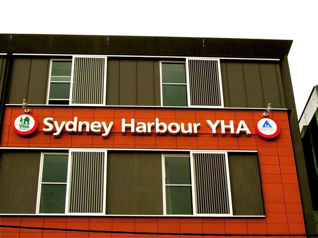 sydney Harbor YHA and review sydney Harbor YHA and review