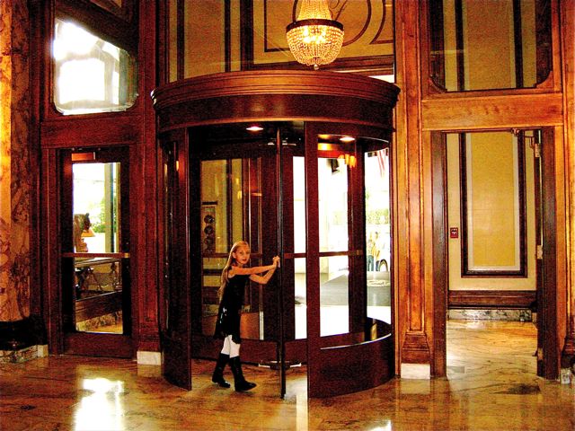 Revolving door entrance to lobby of Fairmont San Francisco Hotel Revolving door entrance to lobby of Fairmont San Francisco Hotel