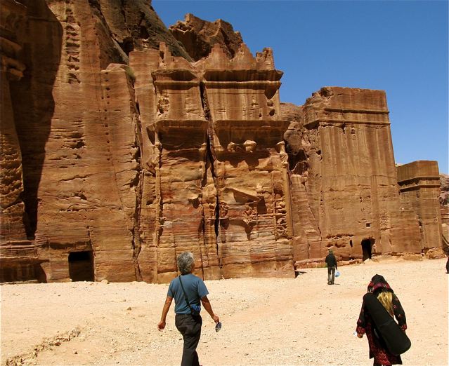 family and guide exploring Petra on foot family and guide exploring Petra on foot