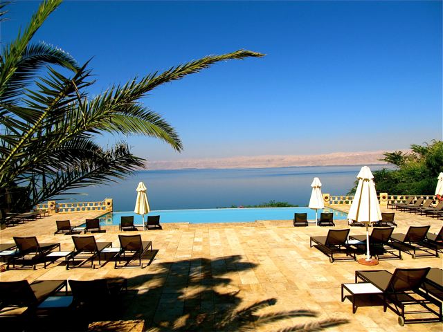 infinity pool at the Movenpick Dead Sea, Jordan infinity pool at the Movenpick Dead Sea, Jordan