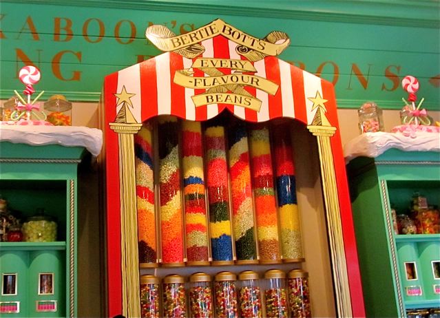 Bertie Botts at Honey Dukes at Wizarding World