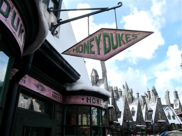 Yum! Honey Dukes at Wizarding World of Harry Potter
