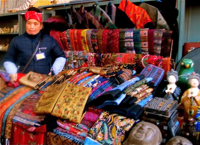 Panjiayuan Antique Market Beijing – Best Gifts