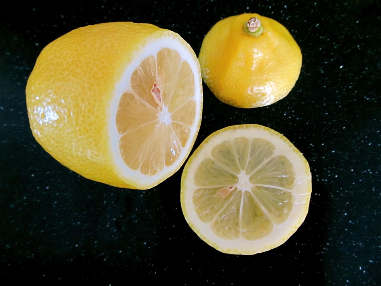 Lemons have many health benefits--including using them for creme rinse Lemons have many health benefits--including using them for creme rinse