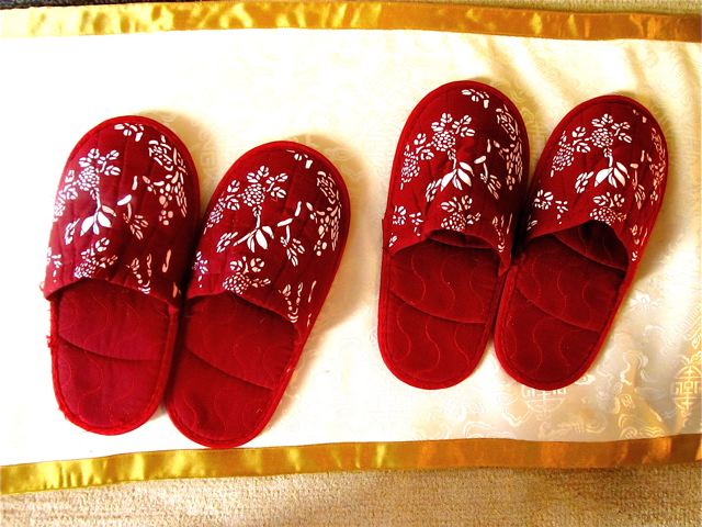 Fairmont Beijing hotel great slippers Fairmont Beijing hotel great slippers