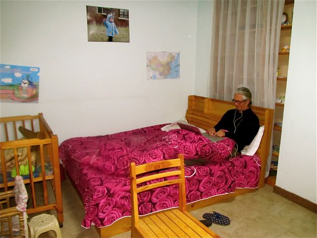 homestay China - our bedroom and office homestay China - our bedroom and office