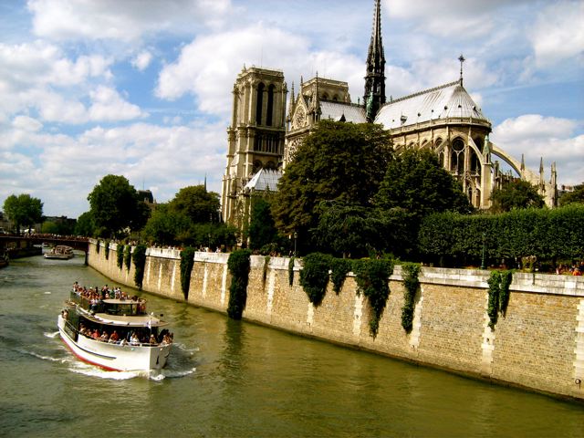 Paris boat and Notre Dame Paris boat and Notre Dame