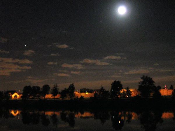 Moonlit night in Paris on the Sienne Moonlit night in Paris on the Sienne