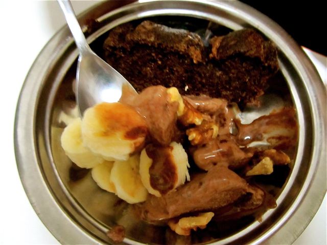 Healthy, DIY homemade chocolat ice cream, walnuts, bananas and paleo grain free banana bread Healthy, DIY homemade chocolat ice cream, walnuts, bananas and paleo grain free banana bread