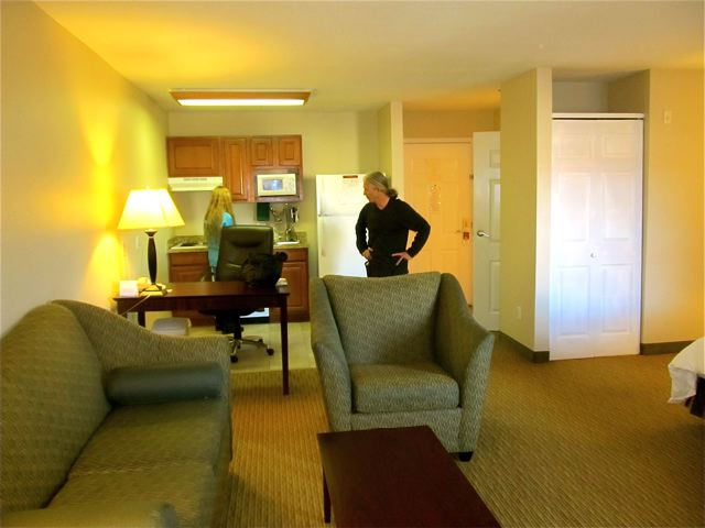 best extended stay hotel Dallas Hawthorn Suites by Wyndham Addison Galleria