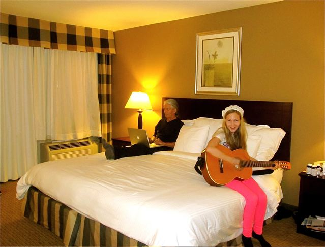 best extended stay hotel Dallas Hawthorn Suites by Wyndham Addison Galleria