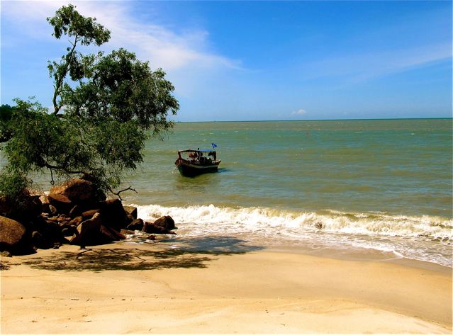 Asia dream - beautful beaches and boats Asia dream - beautful beaches and boats