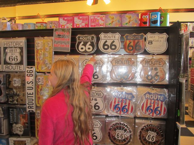 traveling kid Mozart on Route 66 - shopping nostalgia