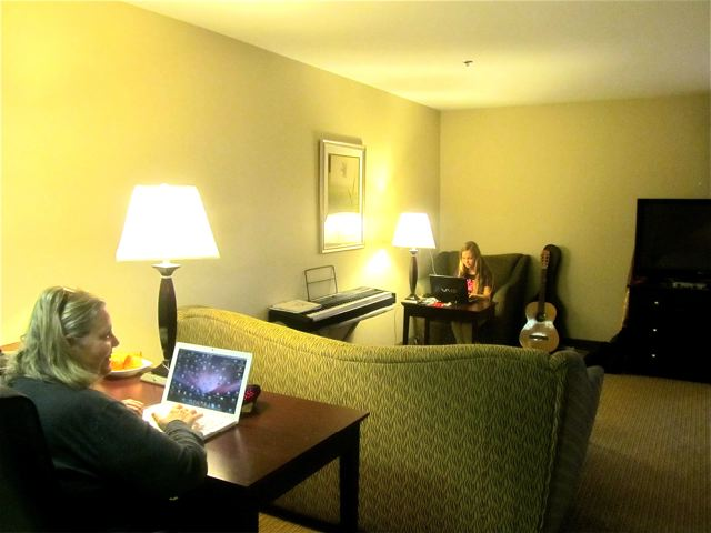 best extended stay hotel Dallas Hawthorn Suites by Wyndham Addison Galleria