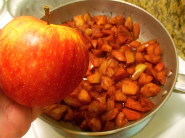 YUM! Easy, Fast, No Bake Apple Pie Recipe:raw pie crust YUM! Easy, Fast, No Bake Apple Pie Recipe:raw pie crust