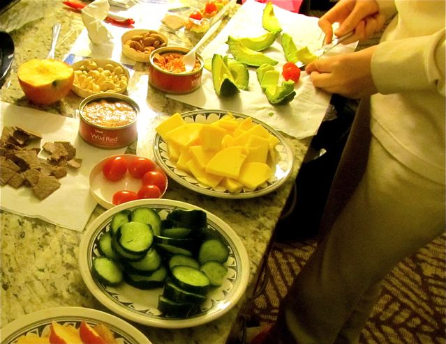How to Stay Healthy While Traveling - GAPS road trip ideas How to Stay Healthy While Traveling - GAPS road trip ideas
