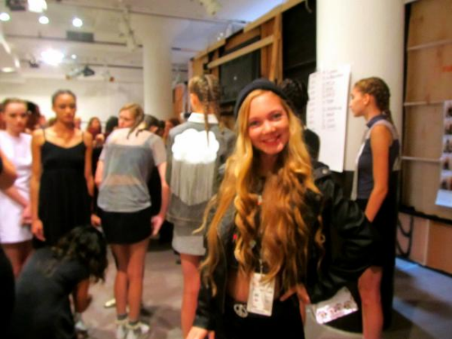 Teen singer and fashion youtuber hanging backstage with the models of New York Fashion Week Teen singer and fashion youtuber hanging backstage with the models of New York Fashion Week