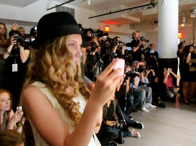 Travel Teen Mozart is youngest reporter at New York Fashion Week for Youtube and NYMBrand Travel Teen Mozart is youngest reporter at New York Fashion Week for Youtube and NYMBrand