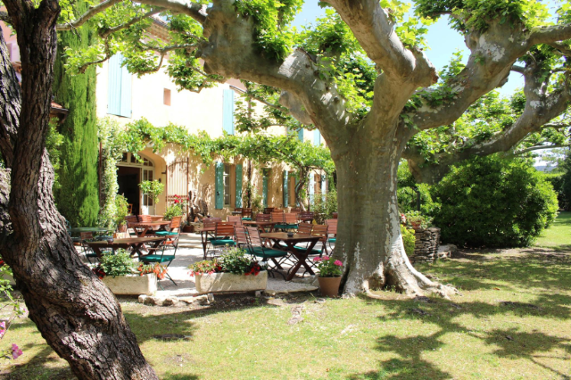 Hotel Les Mas Des Gres in Provence Luberon area Hotel Les Mas Des Gres in Provence Luberon area