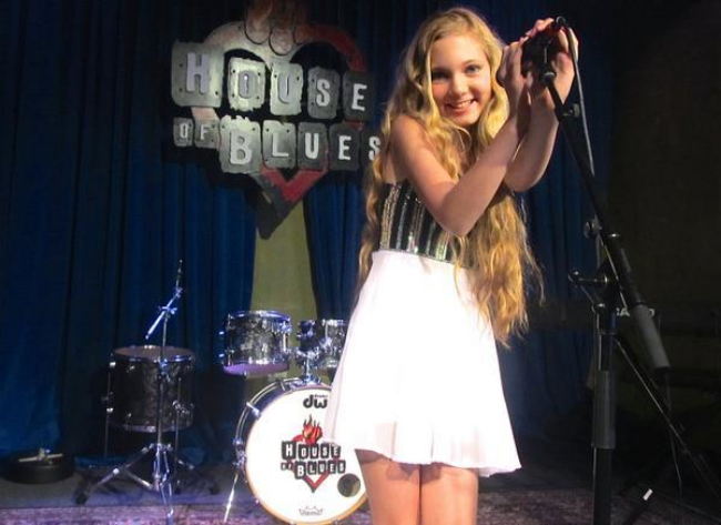 Mozart Sings at the House of Blues! Mozart Sings at the House of Blues!