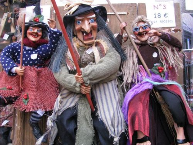 Halloween travel around the world Halloween travel around the world