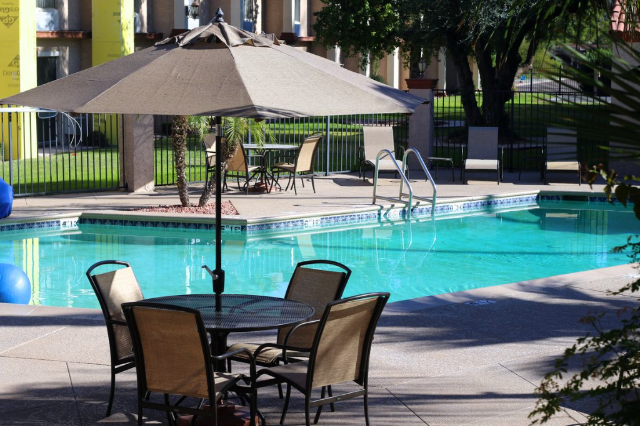 Warm Winter Getaway to Arizona - pool Warm Winter Getaway to Arizona - pool