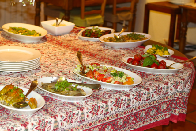 Provencal Cuisine at Hotel Les Mas Des Gres Provencal Cuisine at Hotel Les Mas Des Gres