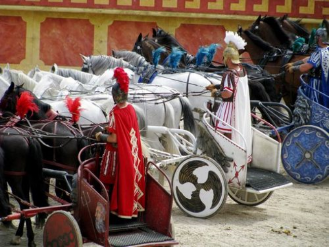 6a00e5502a950788330133f48d053d970b-500wiFrance -The 5 Must-See Attractions - Puy du Fou