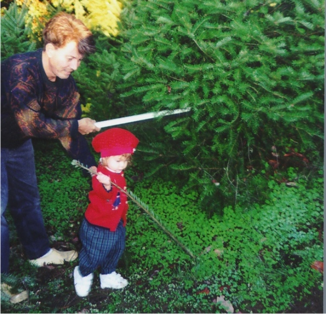 Cut Your Own Christmas Tree! Sustainable Family Fun Tradition Cut Your Own Christmas Tree! Sustainable Family Fun Tradition