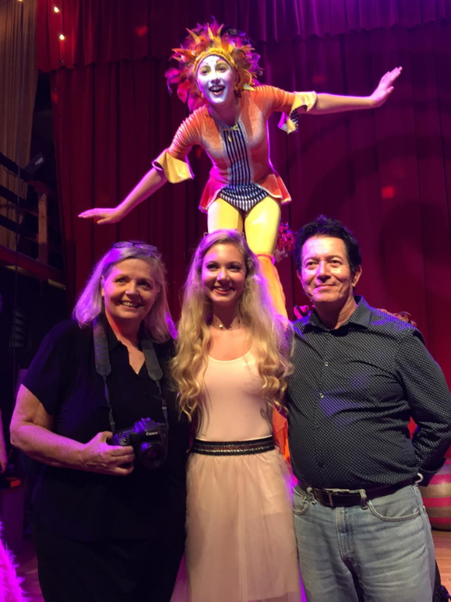 mozart Dee Sings on
TV show "Born This Way" at Le PeTiT CiRqUe mozart Dee Sings on TV show "Born This Way" at Le PeTiT CiRqUe