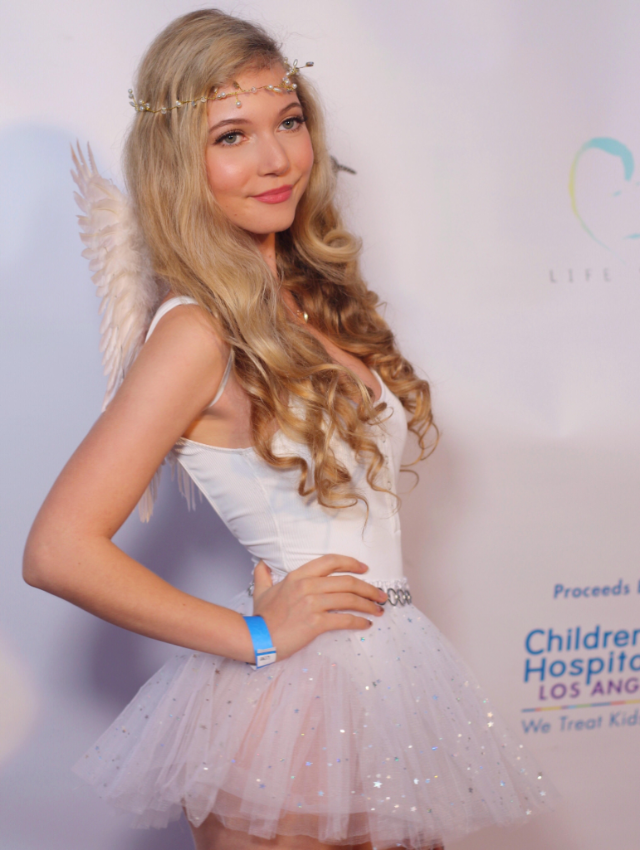 Heavenly Reyna an angel on the red carpet Heavenly Reyna an angel on the red carpet