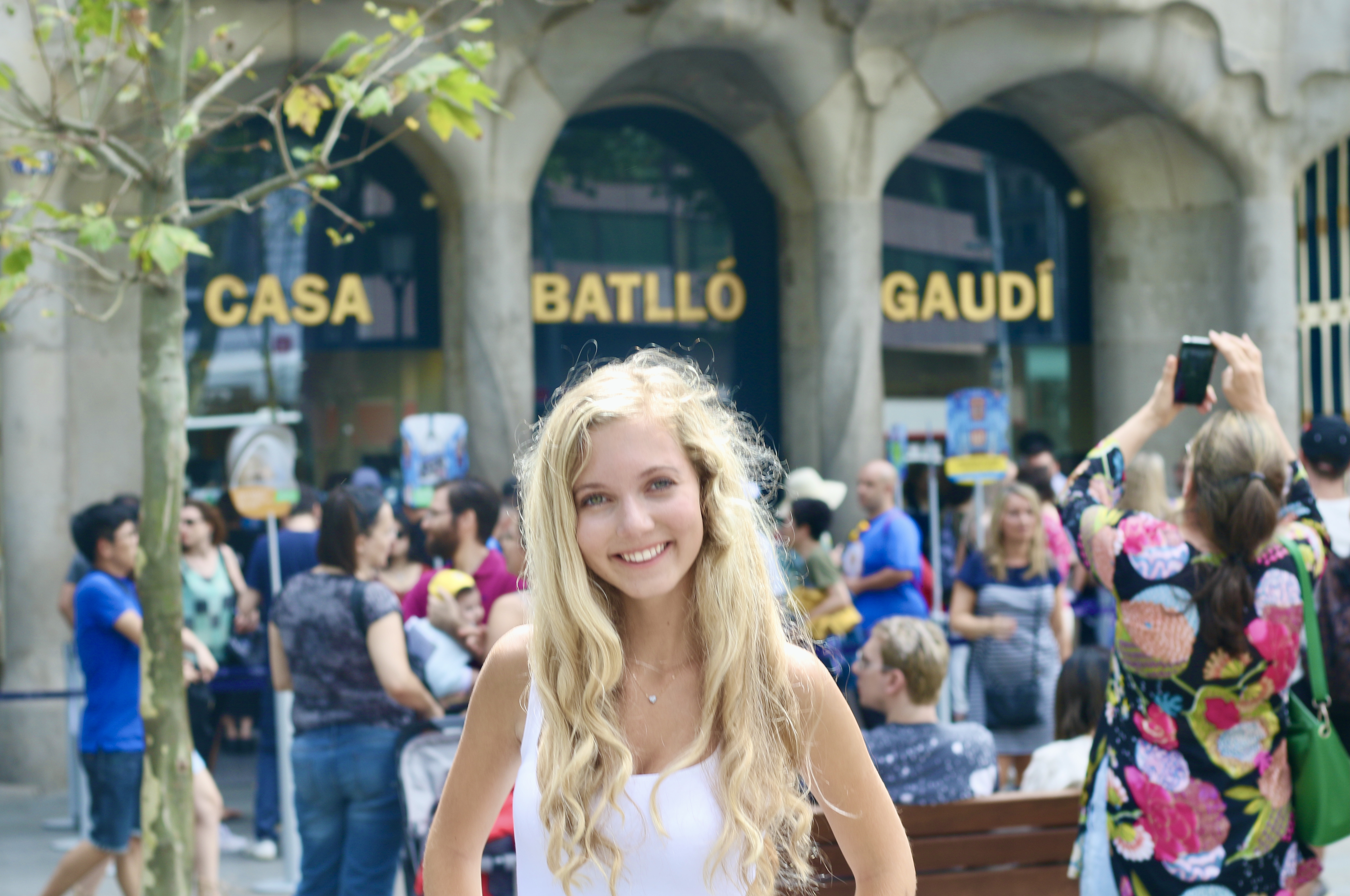 21 OF THE BEST THINGS TO DO IN BARCELONA IN 2022 soultravelers3 Gaudi Heavenly reyna 21 OF THE BEST THINGS TO DO IN BARCELONA IN 2022 soultravelers3 Gaudi Heavenly reyna
