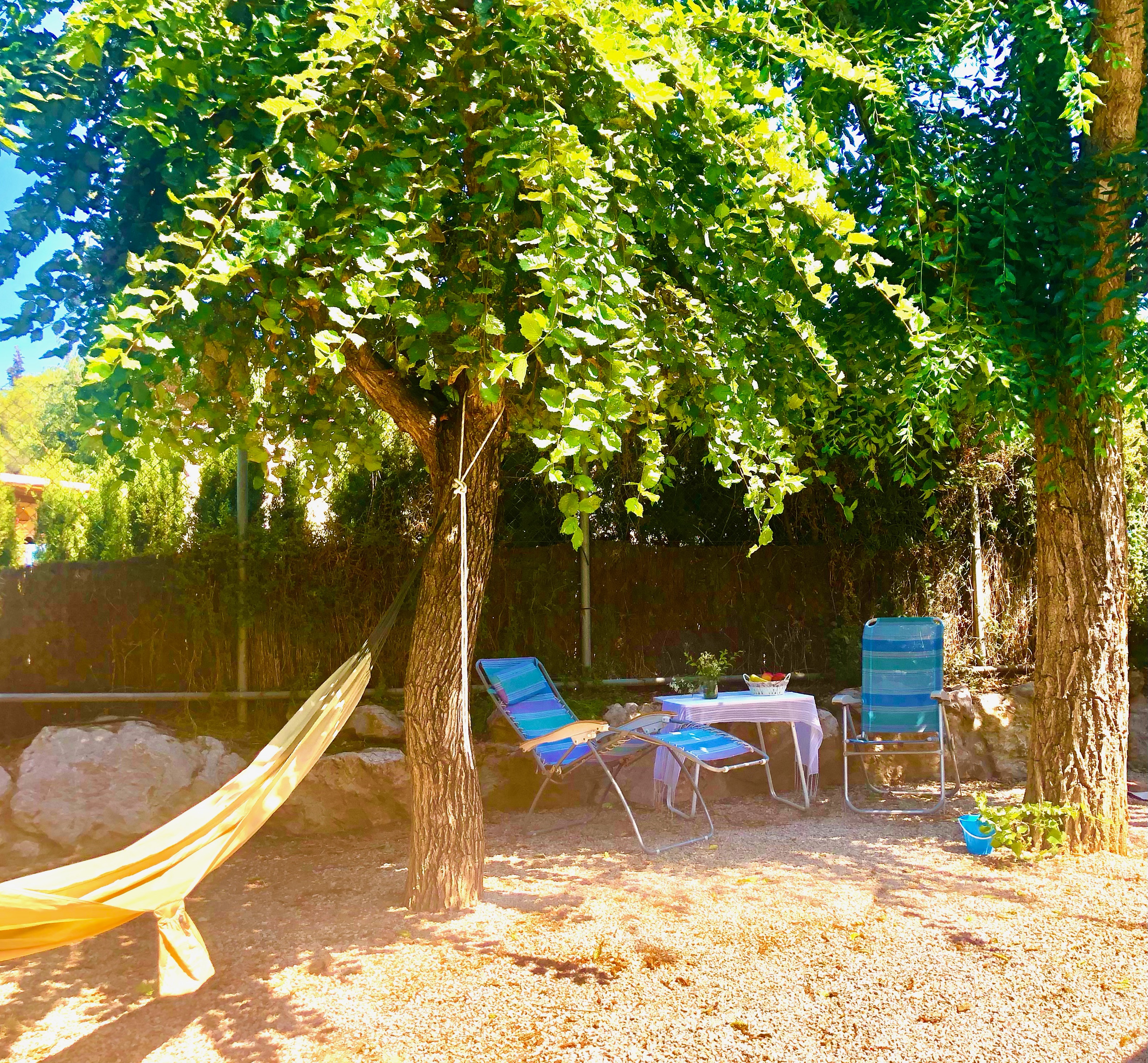 Soultravelers3 camping barcelona shade secret garden Soultravelers3 camping barcelona shade secret garden