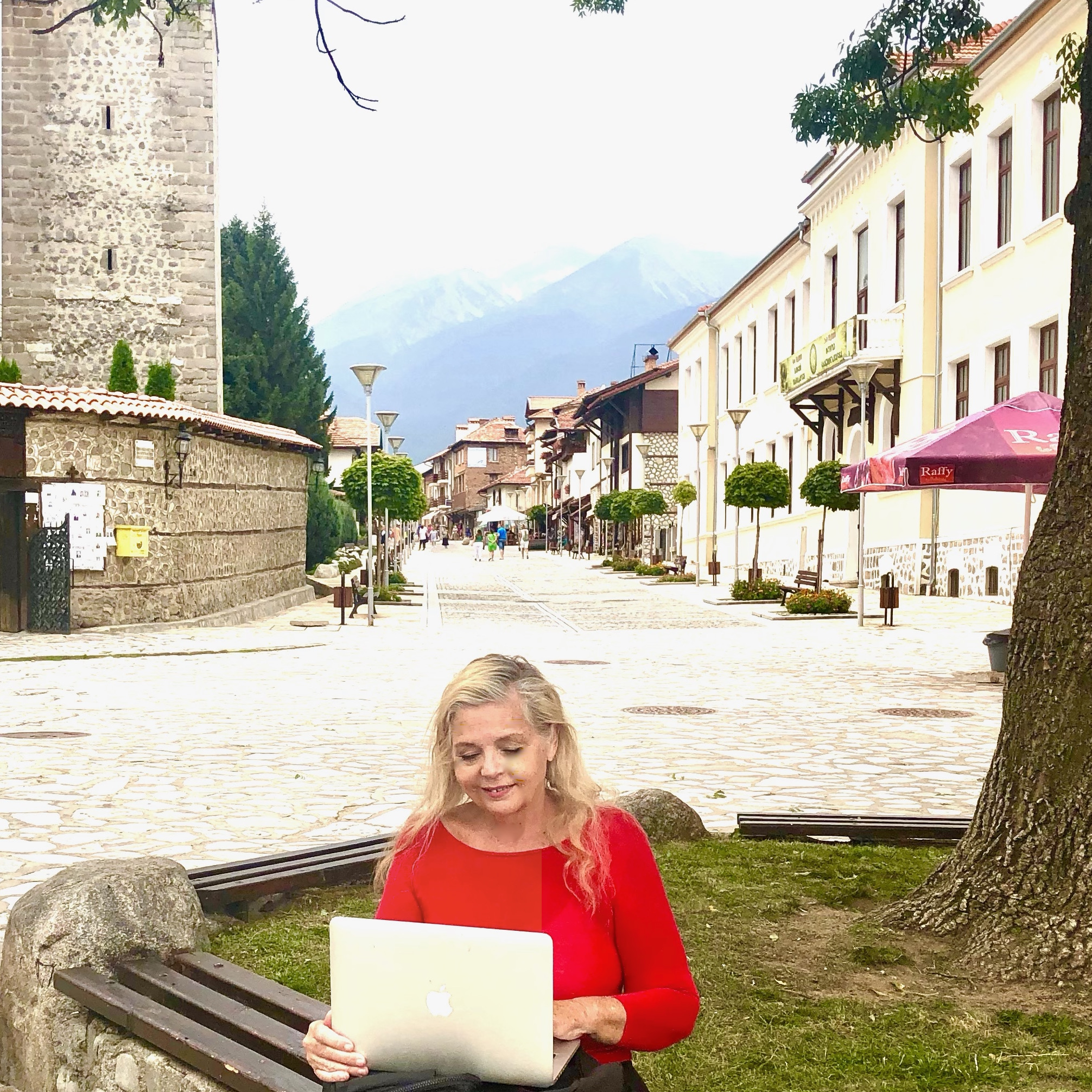 Vacation vs Full Time Travel Digital Nomad Lifestyle