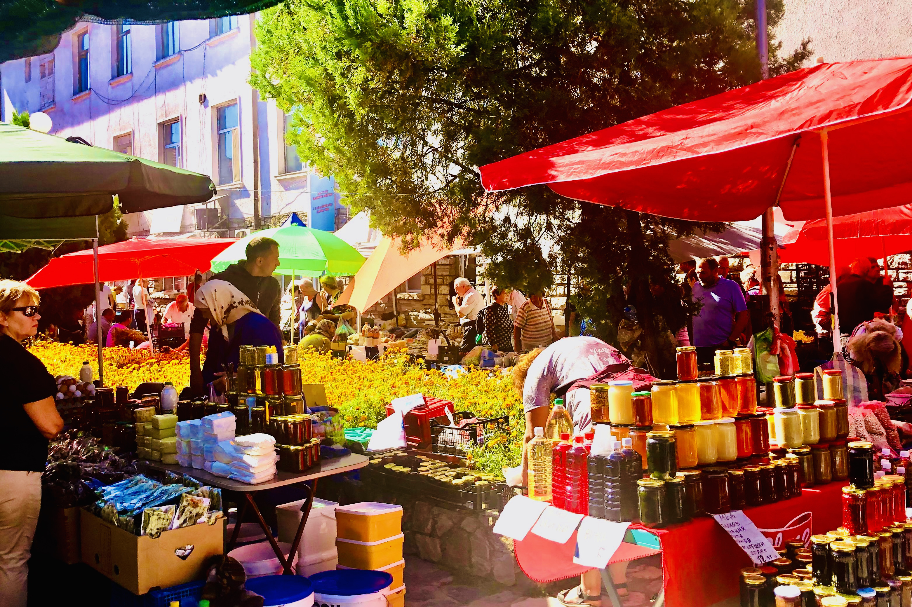 Farmers markets abroad and Vacation vs Full Time Travel Digital Nomad Lifestyl Farmers markets abroad and Vacation vs Full Time Travel Digital Nomad Lifestyl