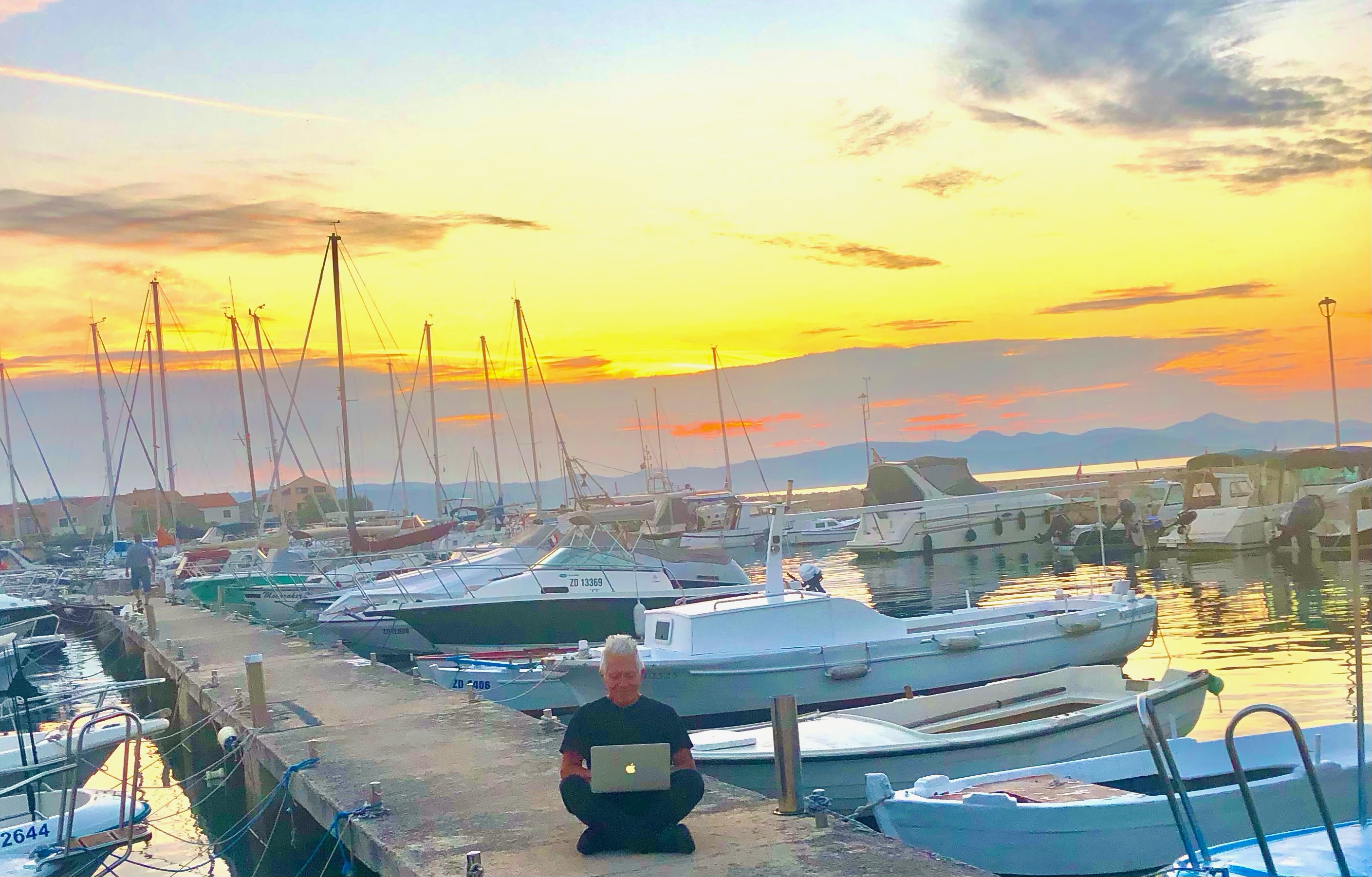 Best Warm Winter  Digital Nomad Destinations! sunsets & boats 