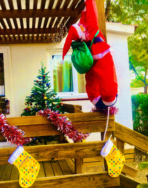 Winter Sun! Camping Europe Snowbirds! budget resort bungalow christmas decorations and celebrations Winter Sun! Camping Europe Snowbirds! budget resort bungalow christmas decorations and celebrations