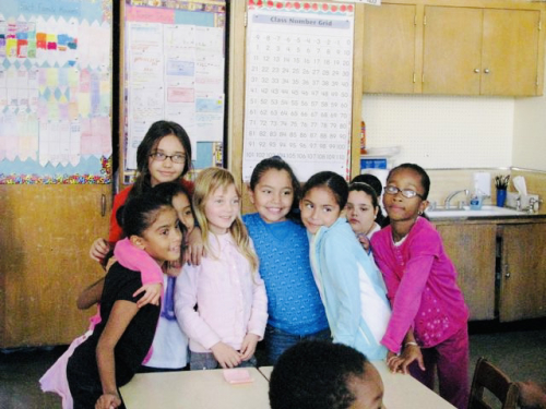 Heavenly Reyna service project meeting & taking Harlem kids around the world virtually with her Heavenly Reyna service project meeting & taking Harlem kids around the world virtually with her