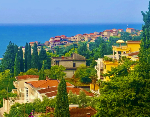 Driving 3 Beautiful European Countries in a Day! Driving 3 Beautiful European Countries in a Day!